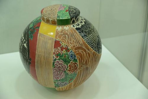 中国陶瓷文化得到了世界范围的广泛传播,曾经对人类文明进程产生重大
