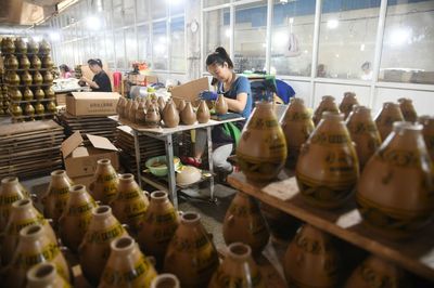 闻喜华隆瓷业:生产自动化和半自动化降低成本